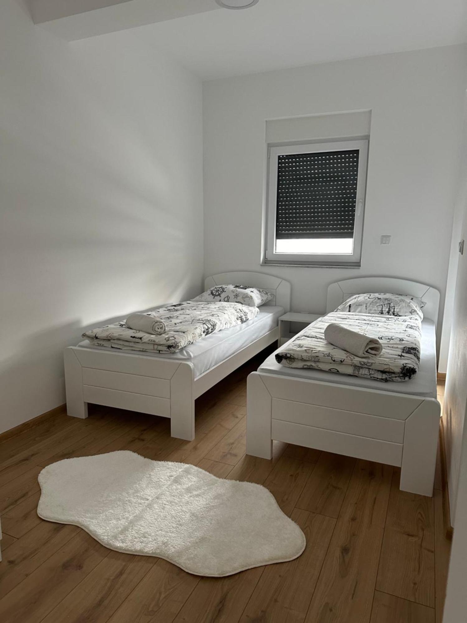 Restoran&Motel And Apartmants Lovacka Prica Tesanj Eksteriør bilde